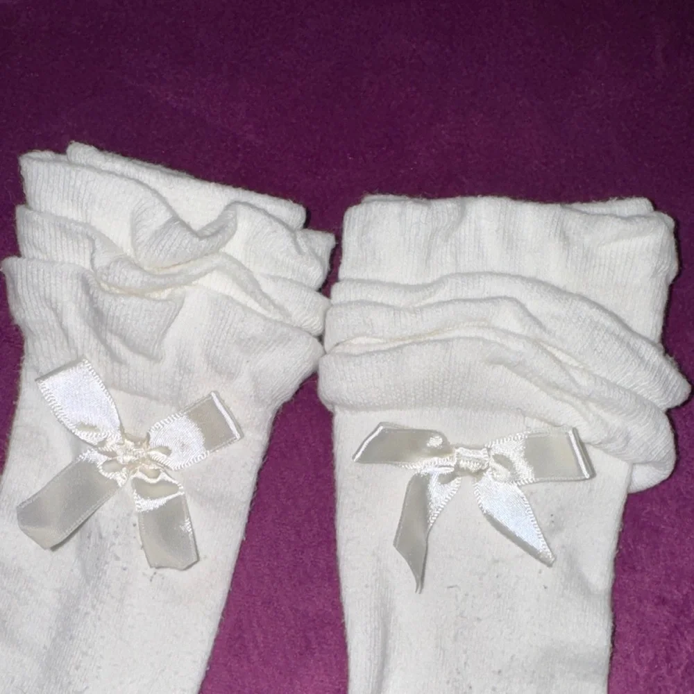 Set of 2 Kids Ruffle Socks with Bows Little Girls Ivory Cream & Gray Charcoal